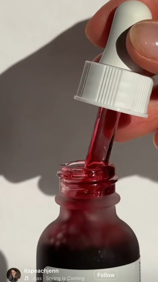 Serum drop macro